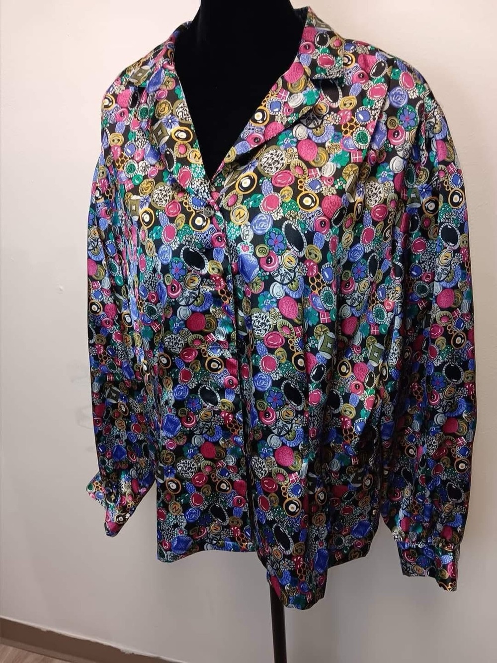 Vintage Koret Petites Button Pattern Blouse